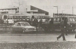 Police arrive opposite Senate House.[27]